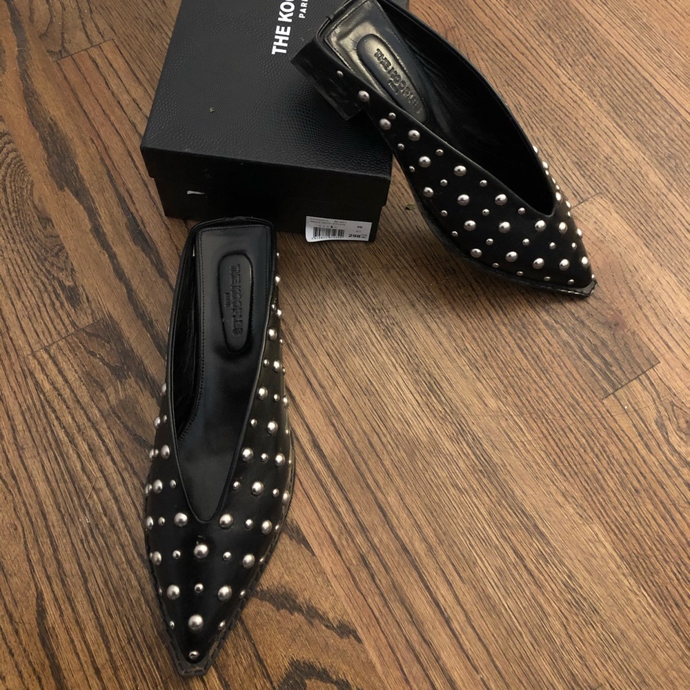THE KOOPLES LEATHER MULES WITH STUDS